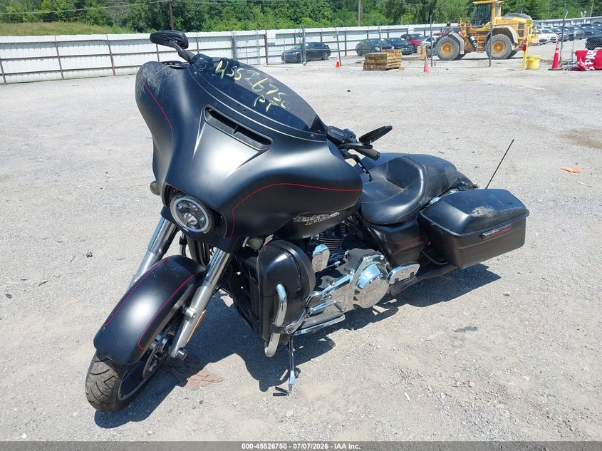 2015 HARLEY-DAVIDSON FLHXS auction photo 2