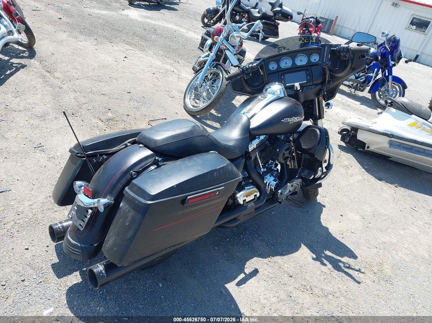 2015 HARLEY-DAVIDSON FLHXS auction photo 4