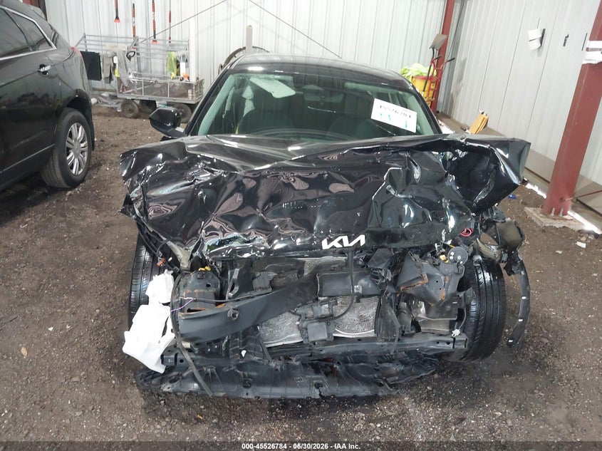 2025 KIA K4 EX · Фото 12