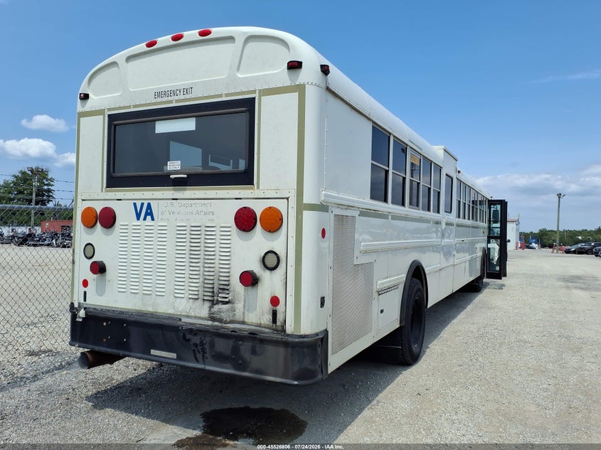2016 IC CORPORATION 3000 auction photo 4