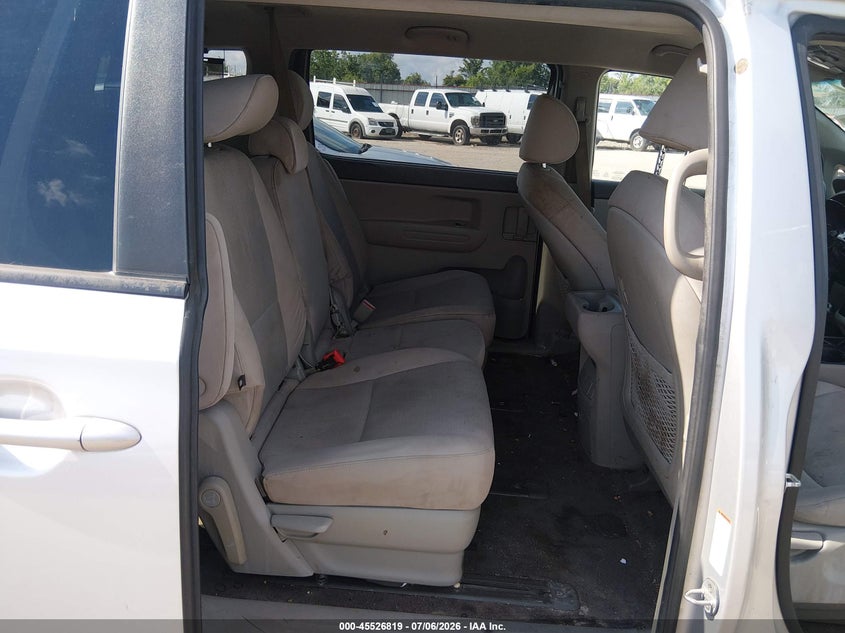 AtlanticExpress - Kia Sedona