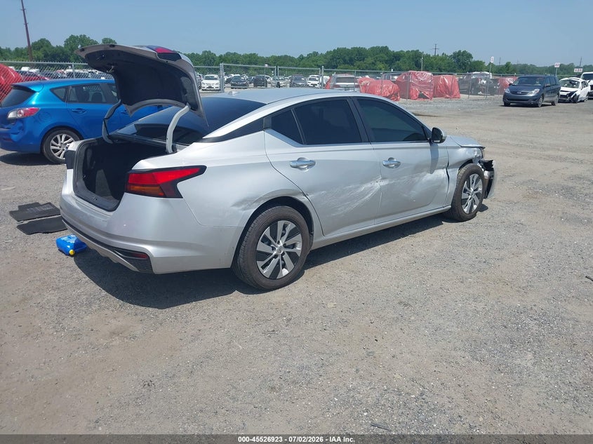 2020 NISSAN ALTIMA — zdjęcie 4