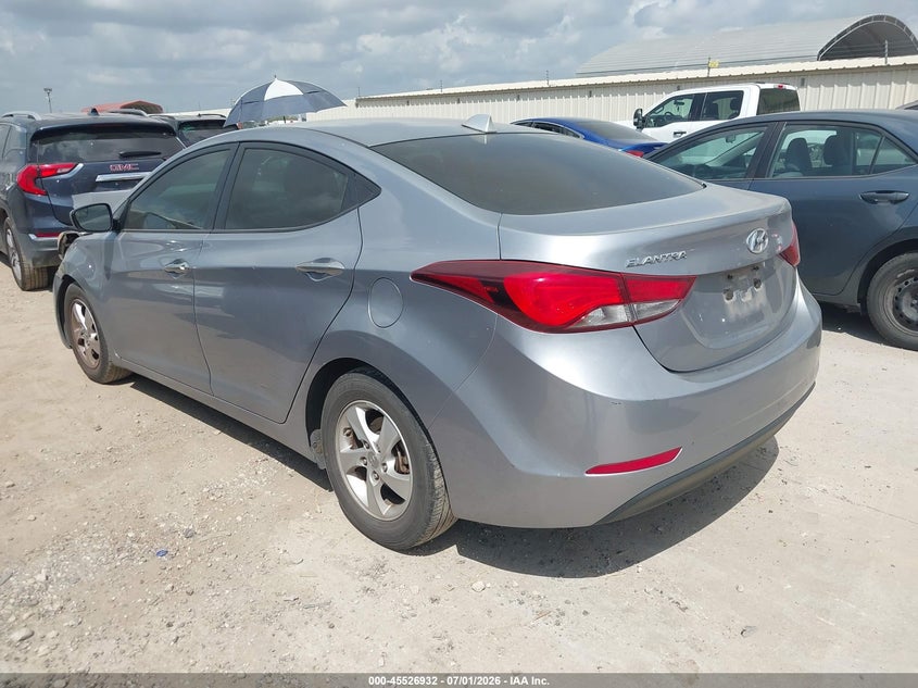 2015 HYUNDAI ELANTRA auction photo 3