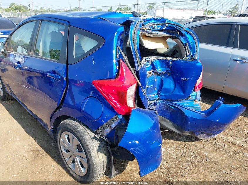 AtlanticExpress - Nissan Versa Note