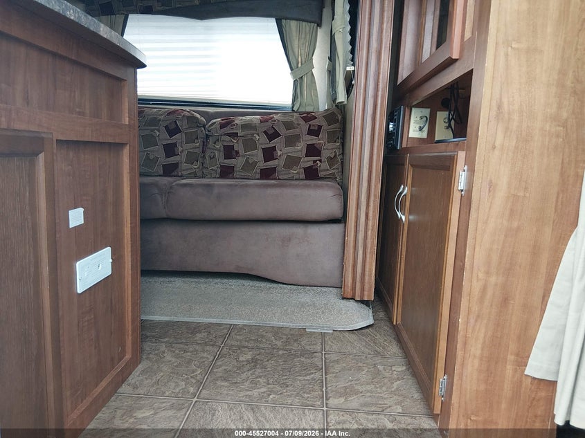 2011 JAYCO JAY FLIGHT auction photo 5
