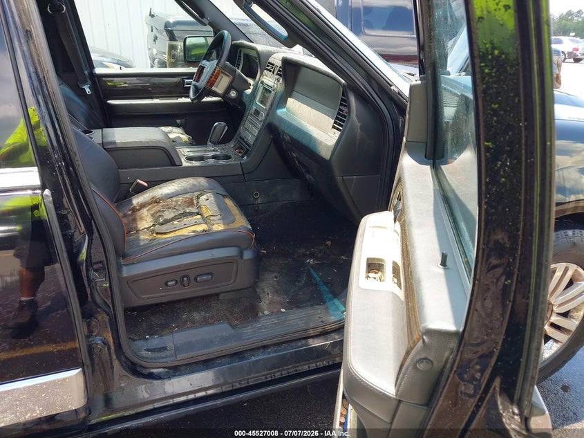2008 LINCOLN NAVIGATOR auction photo 5