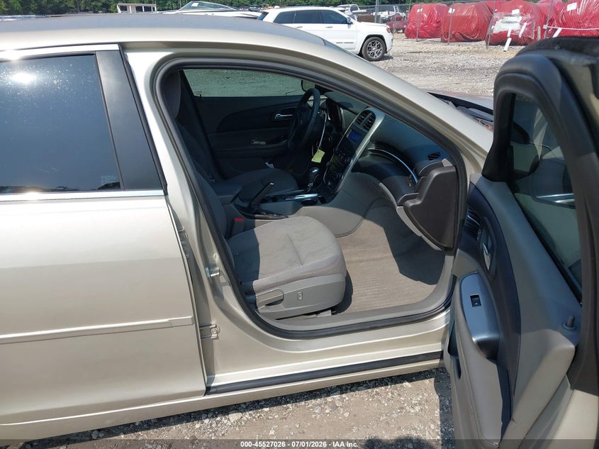 2015 CHEVROLET MALIBU auction photo 5