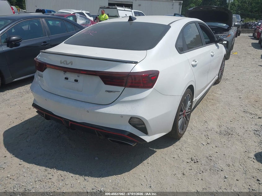 2024 KIA FORTE auction photo 4