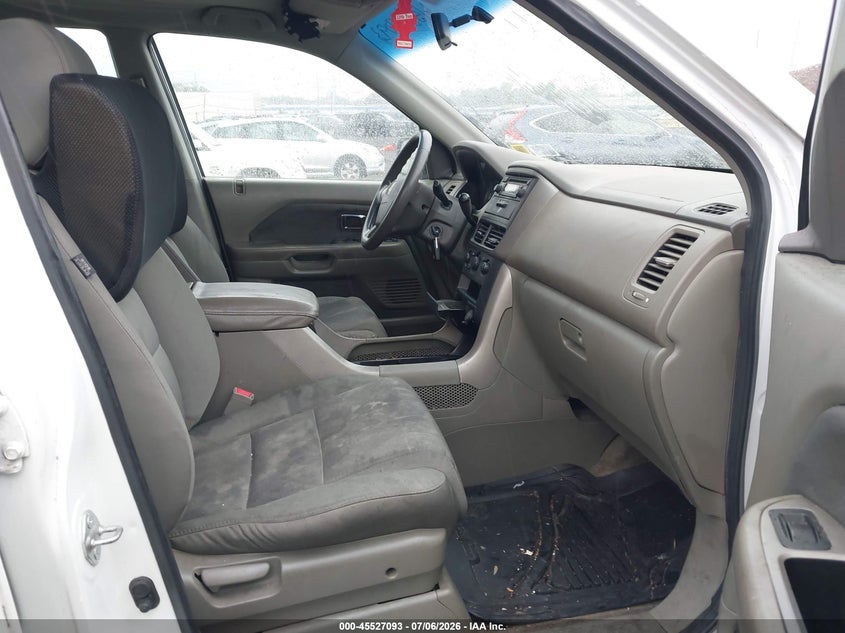 HONDA PILOT 2006 VIN 2HKYF18126H551451