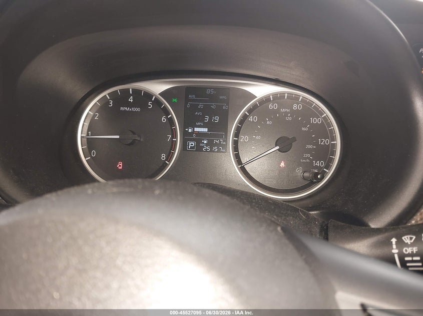 2020 NISSAN KICKS auction photo 7