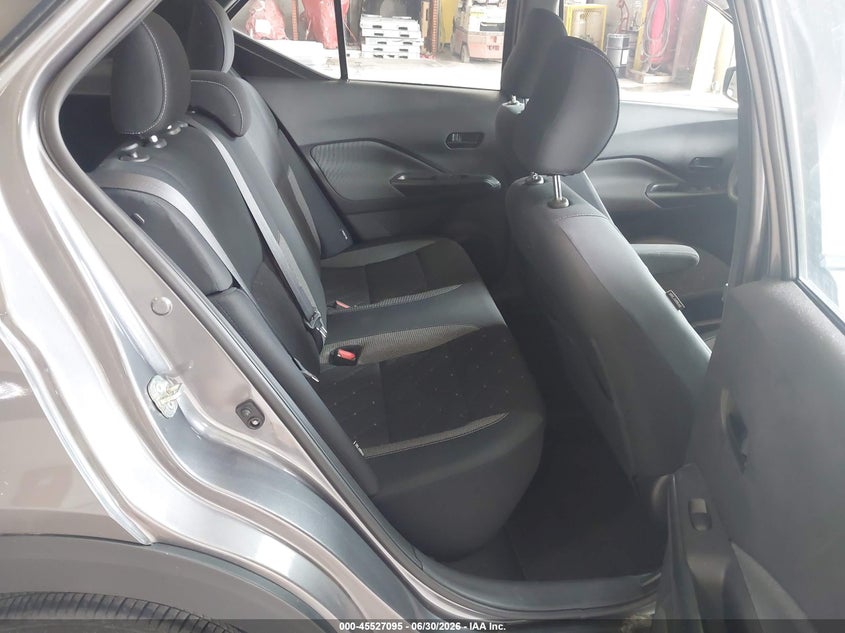 2020 NISSAN KICKS auction photo 8