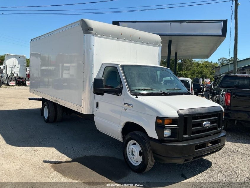 2014 Ford E-350 Cutaway Box Truck 1FDWE3FL1EDA61464 photo 1