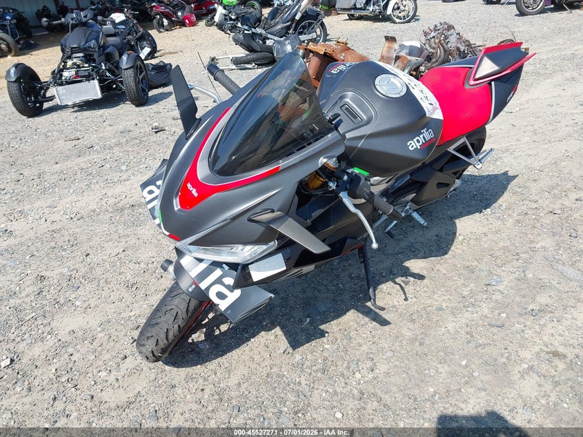 2021 APRILIA RS auction photo 2