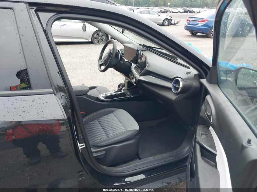 2025 CHEVROLET TRAX auction photo 5