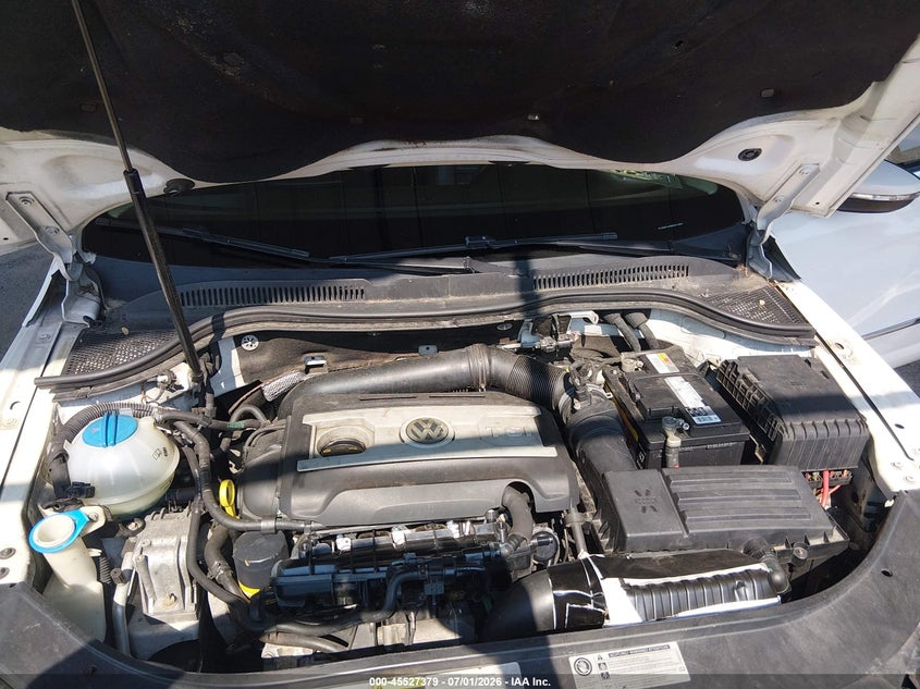 2014 Volkswagen Cc 2.0T R-Line/2.0T Sport VIN: WVWBP7AN0EE516361 Lot: 45527379
