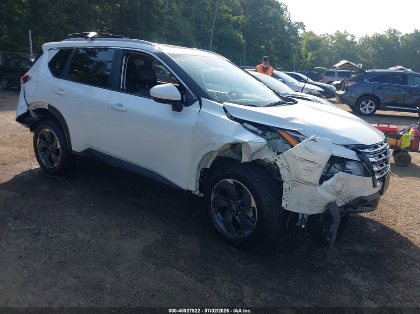 2024 NISSAN ROGUE auction photo 1