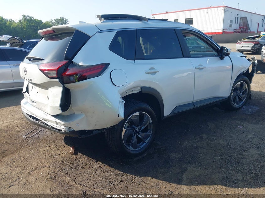 2024 NISSAN ROGUE auction photo 4