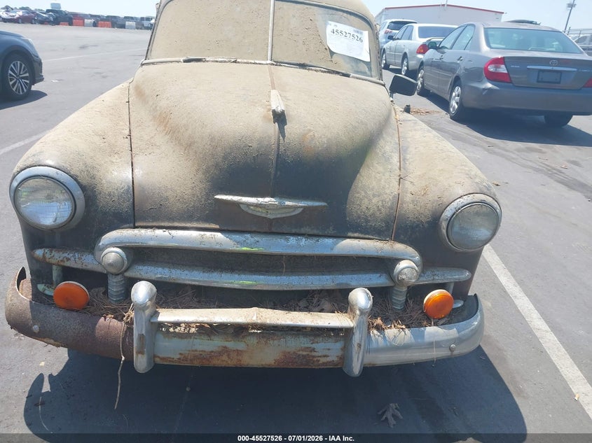 1950 CHEVROLET SEDAN auction photo 6