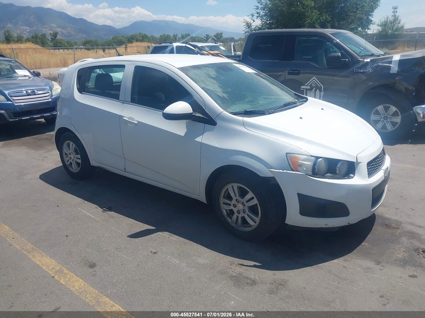 2013 CHEVROLET SONIC LT AUTO