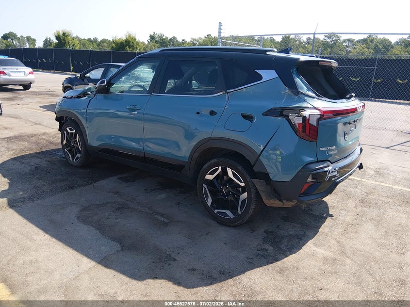 2024 KIA SELTOS auction photo 3