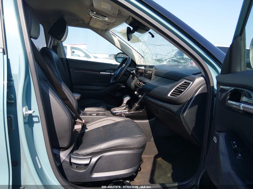 2024 KIA SELTOS auction photo 5