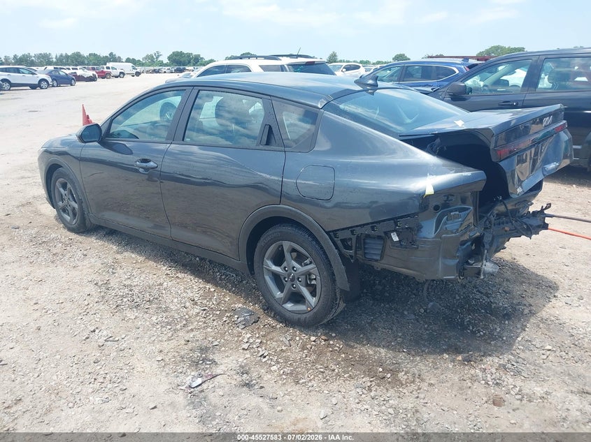 Vin: 3kpft4de3se134946, lot: 46025827, kia k4 lxs 20253