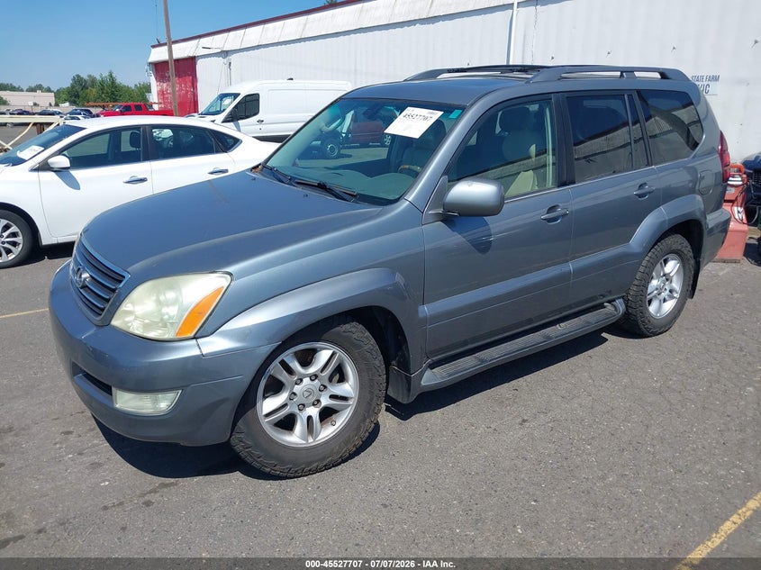 2004 LEXUS GX 470 auction photo 2
