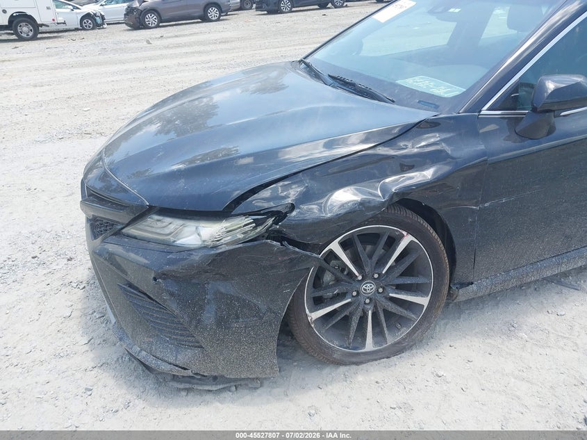 TOYOTA CAMRY - zdjęcie 6