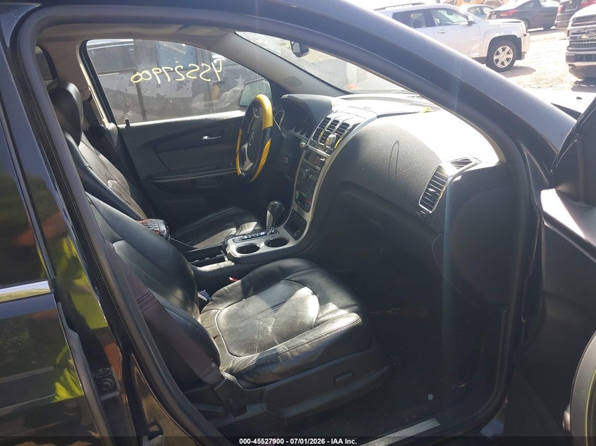 2011 GMC ACADIA auction photo 5