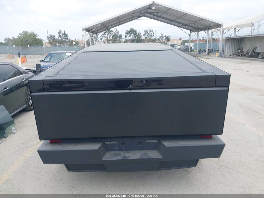 2026 Tesla Cybertruck Dual Motor All-Wheel Drive/Premium All-Wheel Drive VIN: 7G2CEHED6TA093597 Lot: 45527945