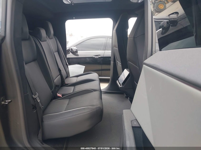 2026 Tesla Cybertruck Dual Motor All-Wheel Drive/Premium All-Wheel Drive VIN: 7G2CEHED6TA093597 Lot: 45527945