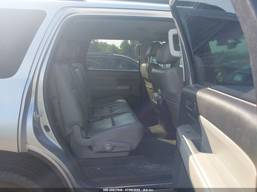 2016 Toyota Sequoia Sr5 5.7L V8 VIN: 5TDBW5G17GS146213 Lot: 45527946