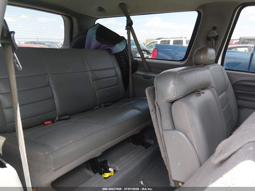2002 FORD EXCURSION auction photo 8