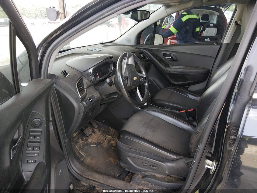 2018 CHEVROLET TRAX auction photo 5