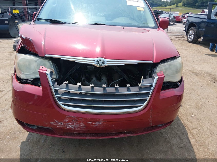 2008 Chrysler Town & Country Touring VIN: 2A8HR54P78R702226 Lot: 45528015
