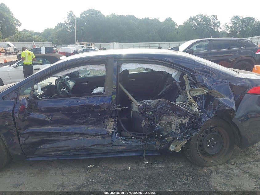 2020 TOYOTA COROLLA auction photo 6