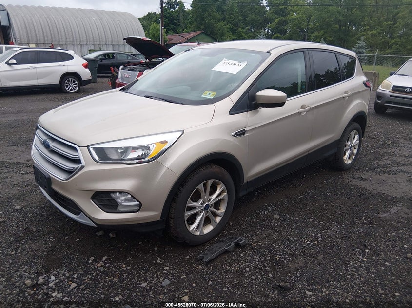 2017 Ford Escape, Обычный износ, IAAI, VIN 1FMCU9GD7HUC30505 — фото 2