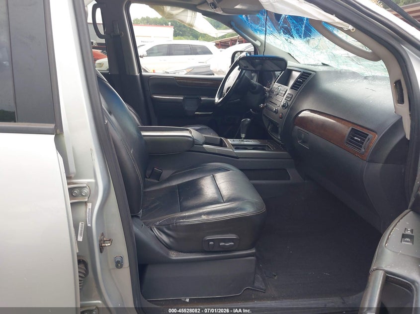 2011 NISSAN ARMADA auction photo 5