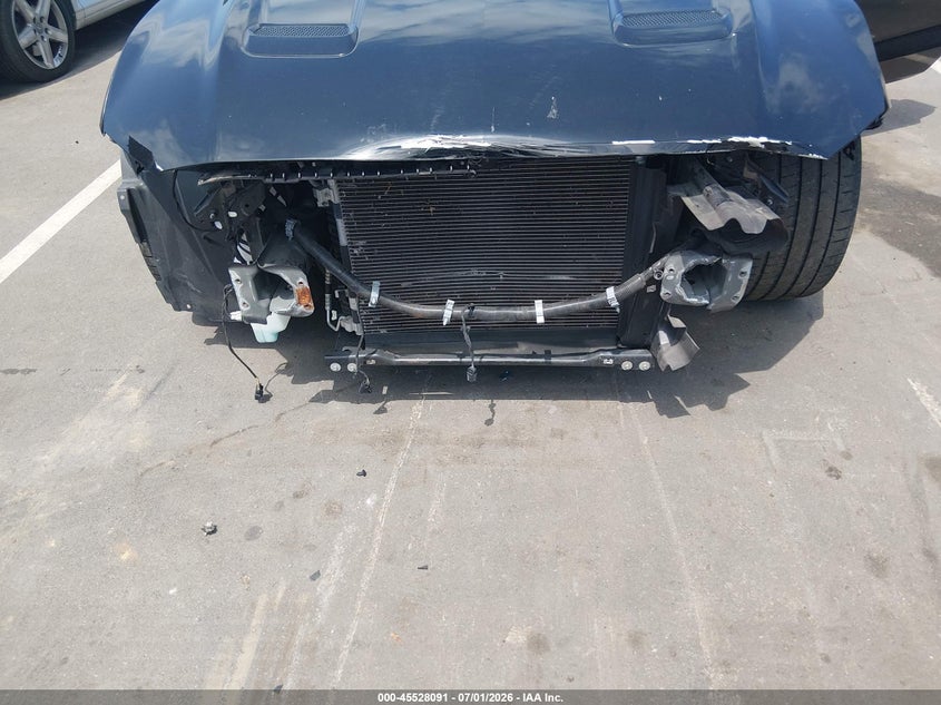 2019 FORD MUSTANG auction photo 6