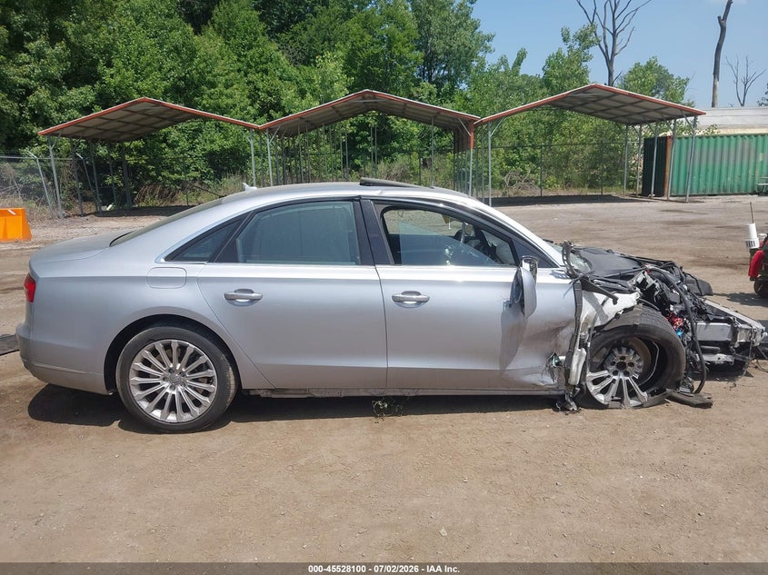 2015 Audi A8 3.0T VIN: WAUJGAFD8FN015578 Lot: 45528100