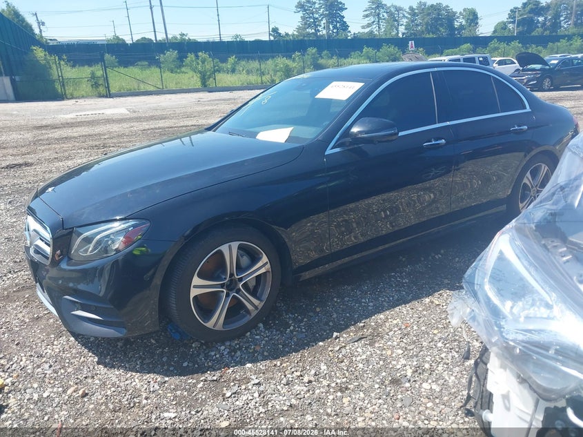 2020 MERCEDES-BENZ E 350 — zdjęcie 2