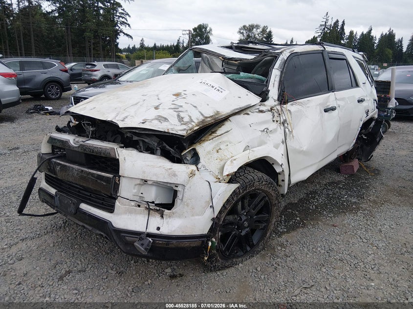 2021 TOYOTA 4RUNNER auction photo 2