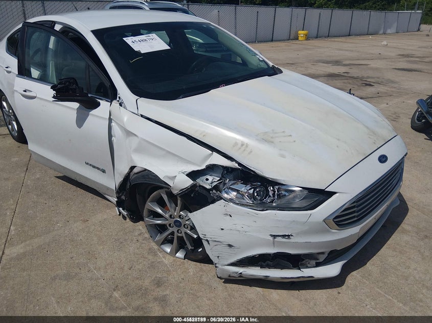 VIN 3FA6P0LU1HR355037 2017 FORD FUSION HYBRID SE