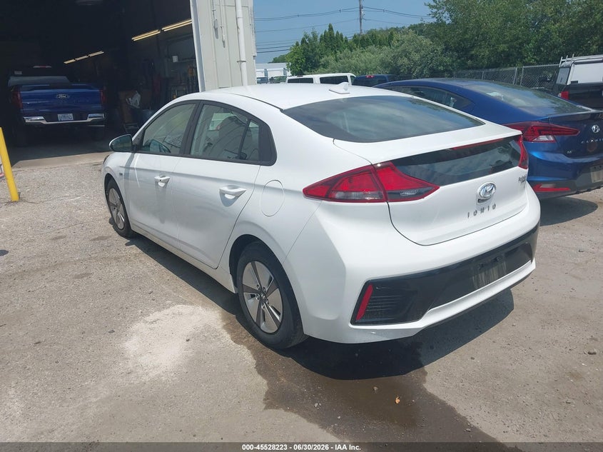 AtlanticExpress - Hyundai Ioniq Hybrid