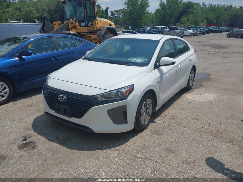 2019 HYUNDAI IONIQ HYBRID BLUE — Фото 6