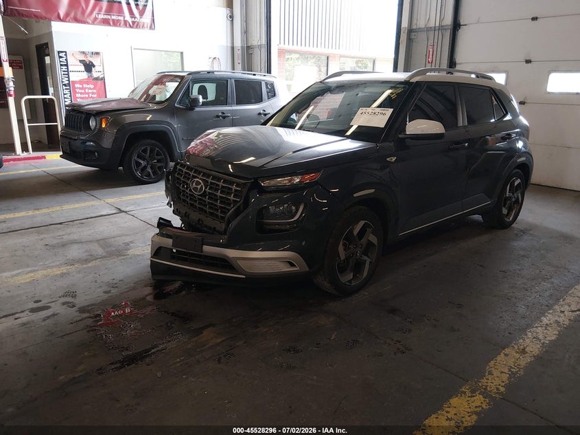 2022 HYUNDAI VENUE auction photo 2