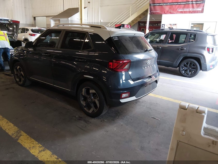 2022 HYUNDAI VENUE auction photo 3