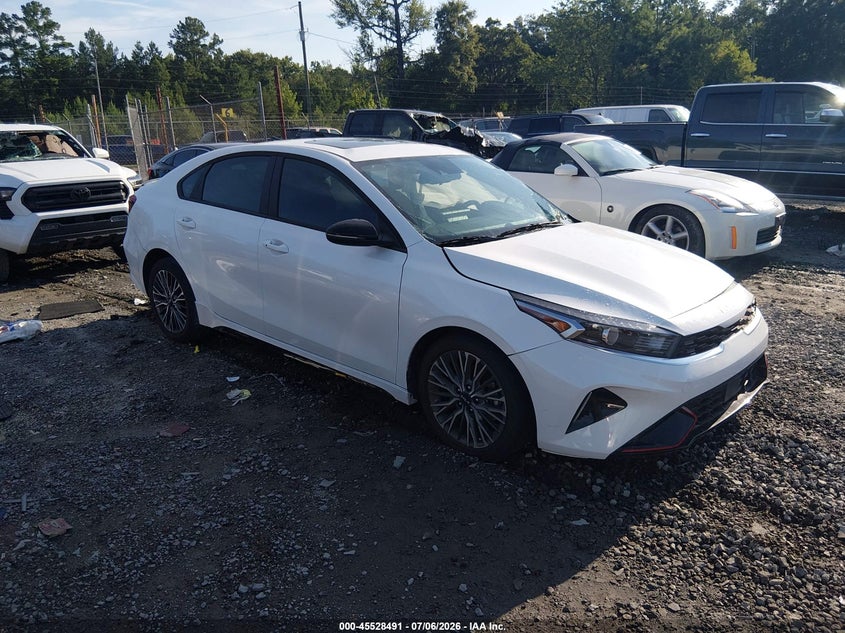 Vin: 3kpf54ad3re817679, lot: 46026734, kia forte gt-line 2024 img_1