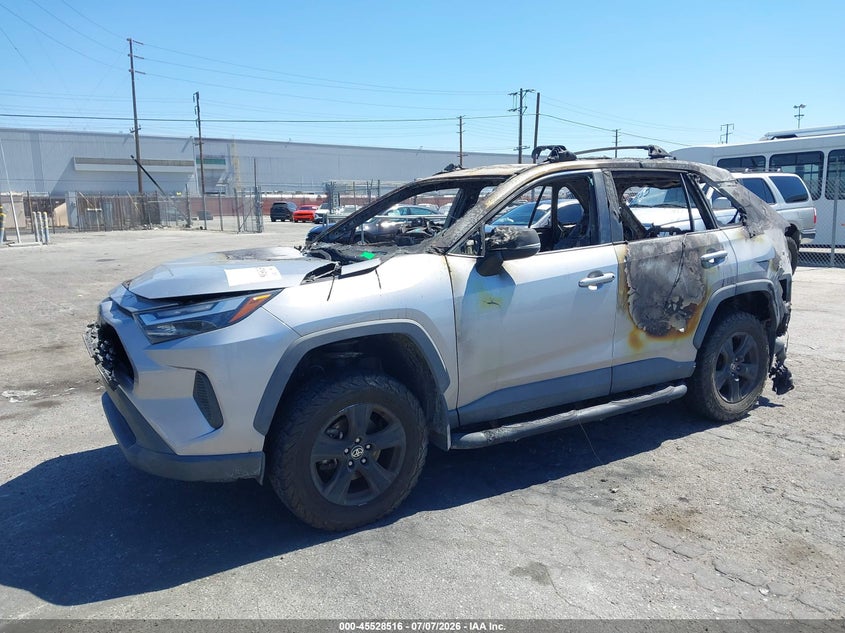 2022 TOYOTA RAV4 auction photo 2