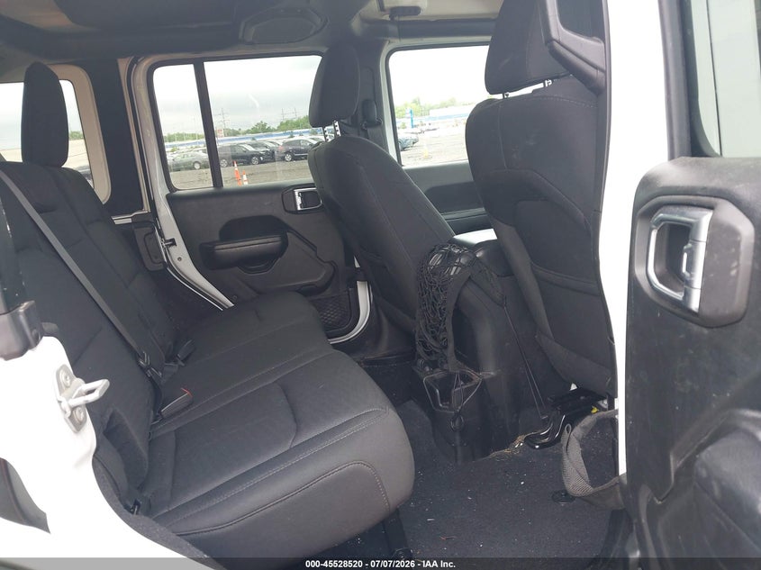 2018 Jeep Wrangler Unlimited Sport S 4X4 VIN: 1C4HJXDG0JW284390 Lot: 45528520